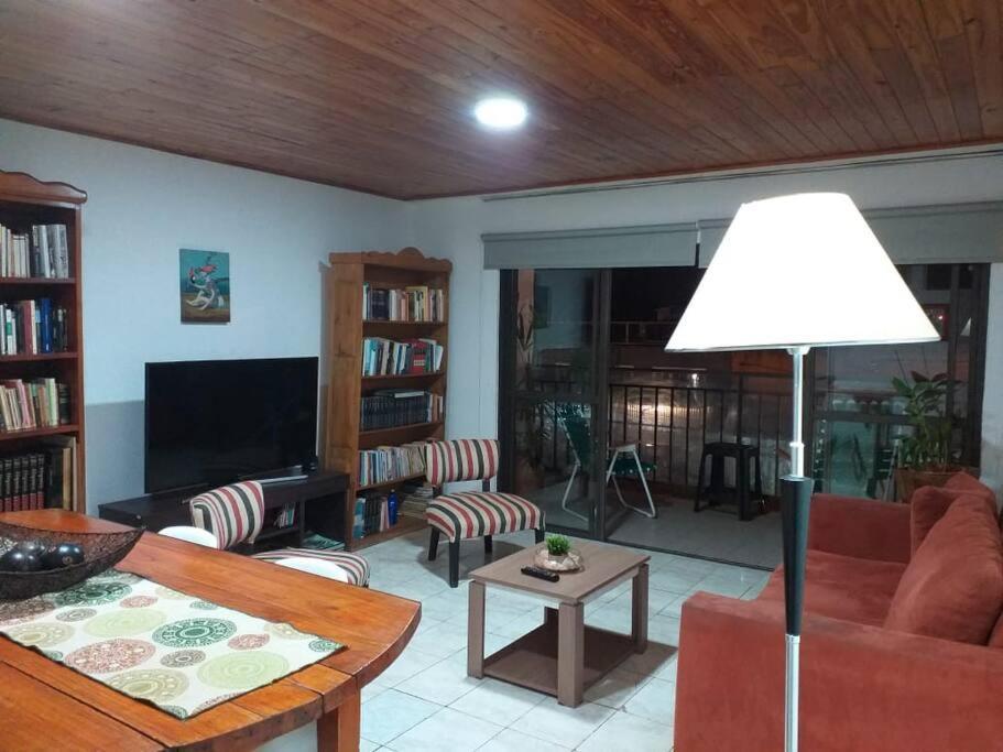 Iguazu House Apartamento Puerto Iguazú Exterior foto